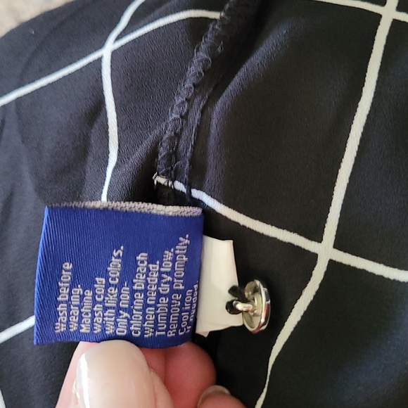 🔅XS black and white tank - Picture 6 of 6